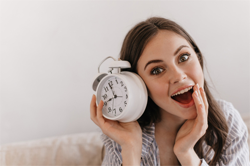 girl wearing aligners for more then 20-22 hours